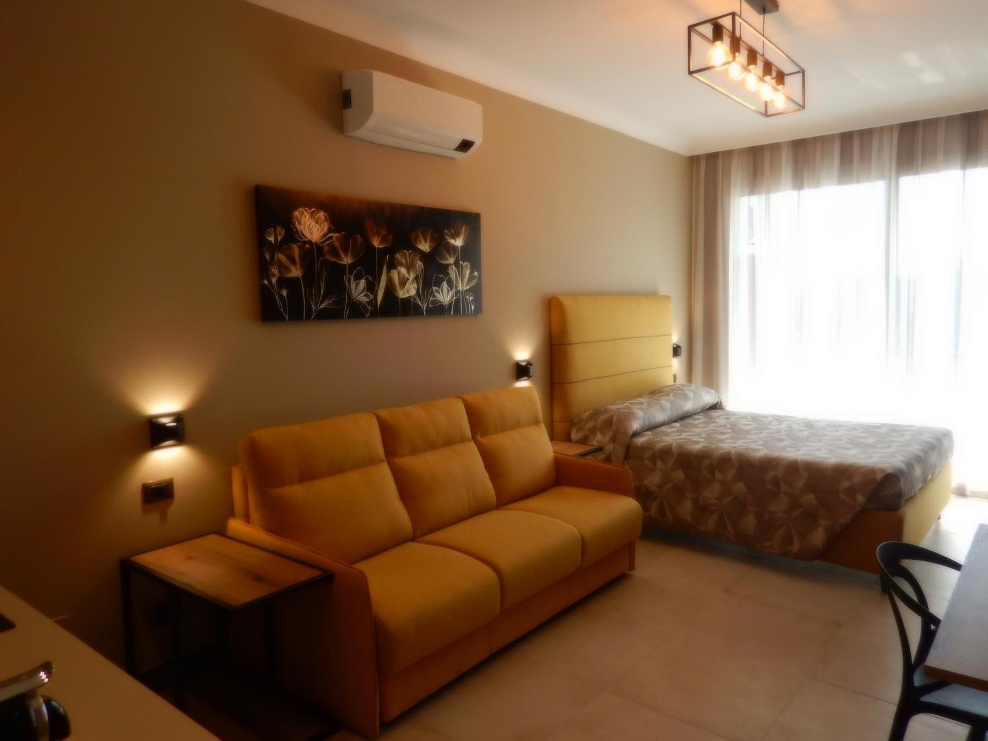 Domus Aurelia Studio Apartments Rom Exterior foto